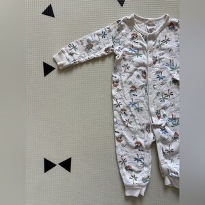 Modern moments|Baby gender neutral white footless one piece pajamas,long sleeve•